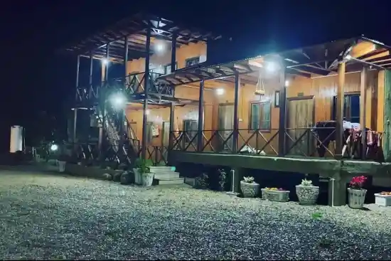 اقامتگاه بوم‌گردی علی بابا