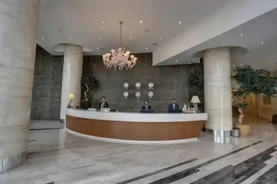 هتل بزرگ شیراز