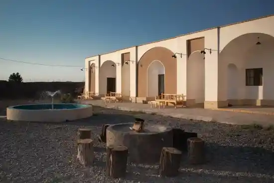 اقامتگاه بوم‌گردی کوشک کویر