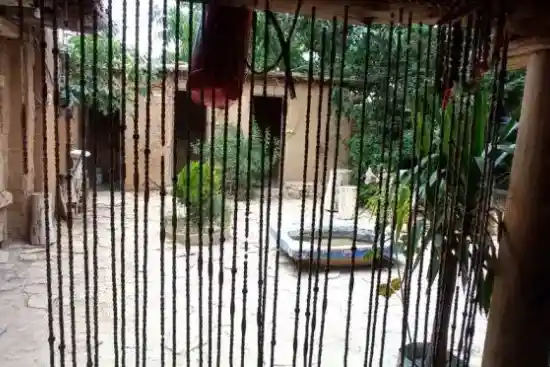 اقامتگاه بوم‌گردی شاه رستم باغ صفا