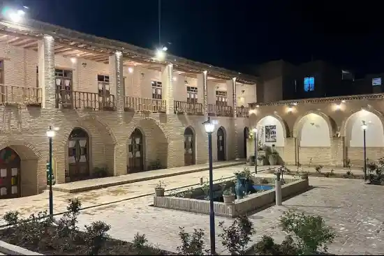 اقامتگاه بوم‌گردی شهر پنهان-1