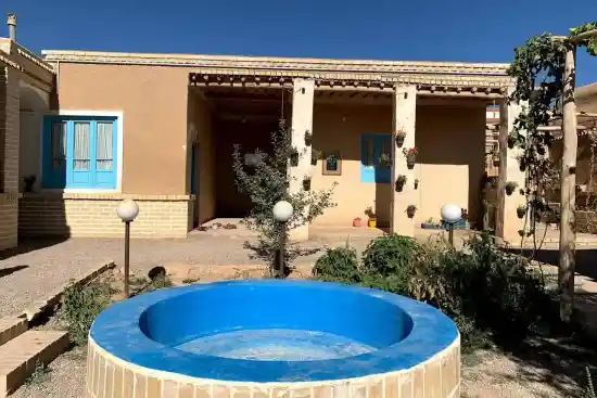 اقامتگاه بوم‌گردی همنوردان خورشید