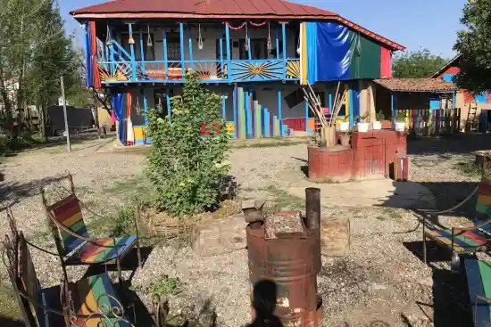 اقامتگاه بومگردی تکرم-1