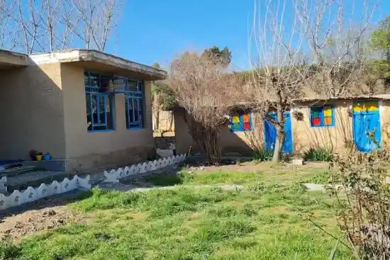 اقامتگاه بوم‌گردی آلینه