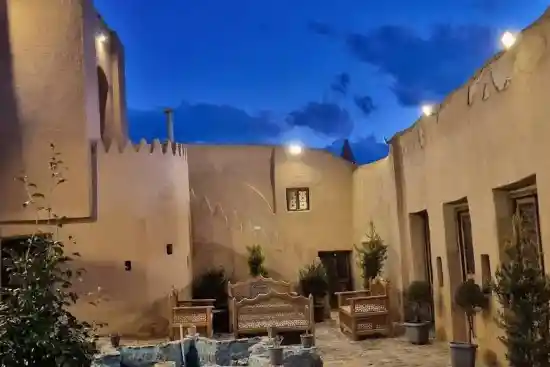 اقامتگاه بومگردی تیکن