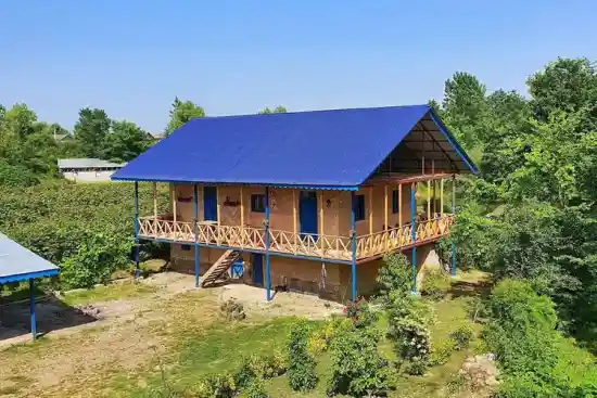 اقامتگاه بوم‌گردی لیجار