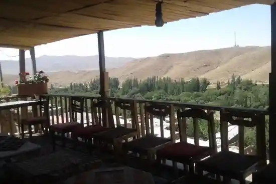 اقامتگاه سنتی ورشیو-1