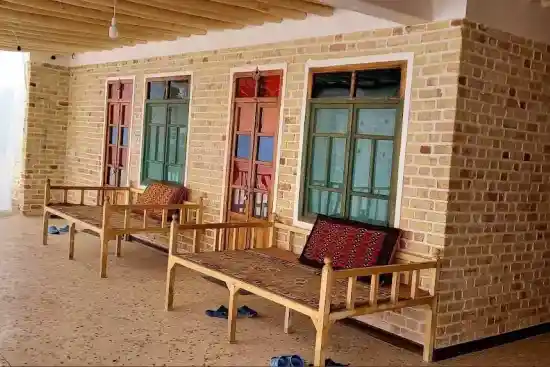 اقامتگاه بومگردی گل عاشق چهاربید-1