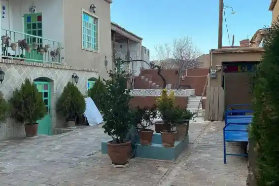 اقامتگاه بوم‌گردی هرمنگان