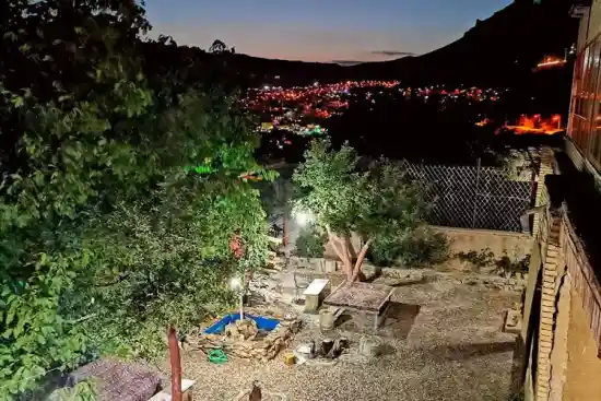 اقامتگاه بوم‌گردی بام سمیرم