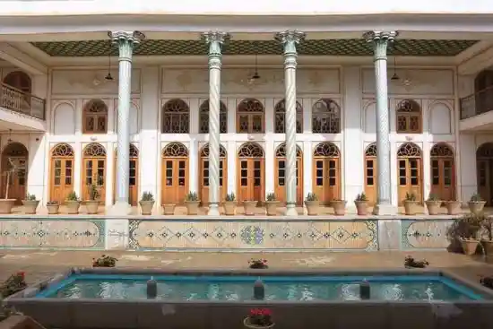 بوتیک هتل خانه کشیش