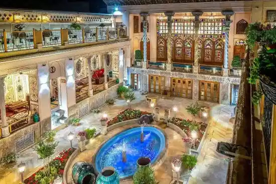 بوتیک هتل شهسواران