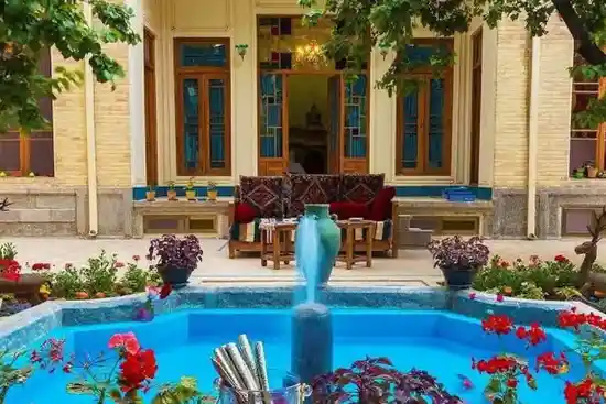 اقامتگاه بوم‌گردی ماه بی‌بی