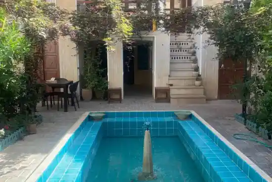 بوتیک هتل گل بهار شیراز-1