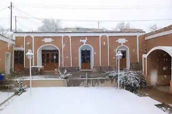 اقامتگاه بومگردی باباحسین جان-1