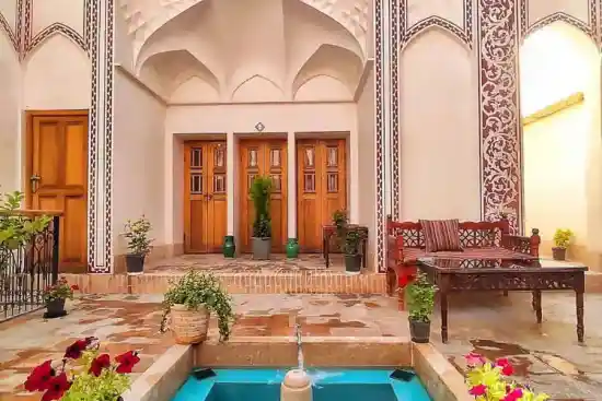 بوتیک هتل نفیس