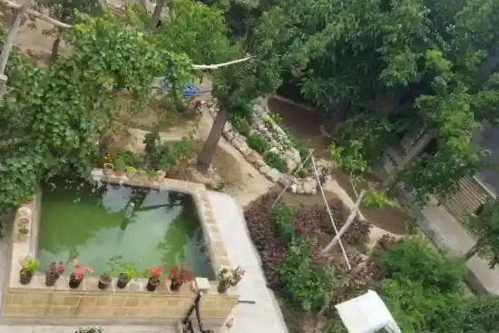 اقامتگاه بومگردی زندیه-1