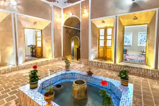 اقامتگاه سنتی انار