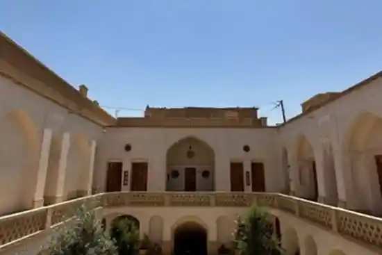 بوتیک هتل سپنج