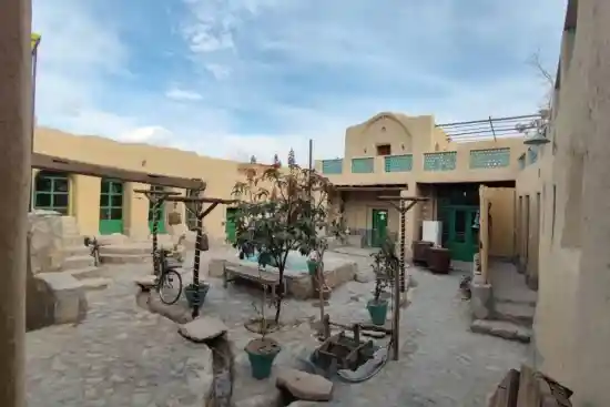 اقامتگاه بومگردی خانه آمیرزا-1