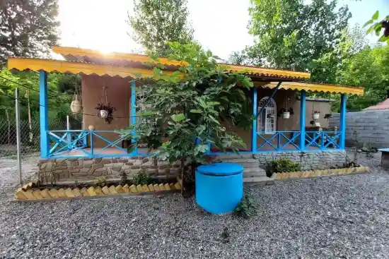 اقامتگاه بومگردی نراقی-1