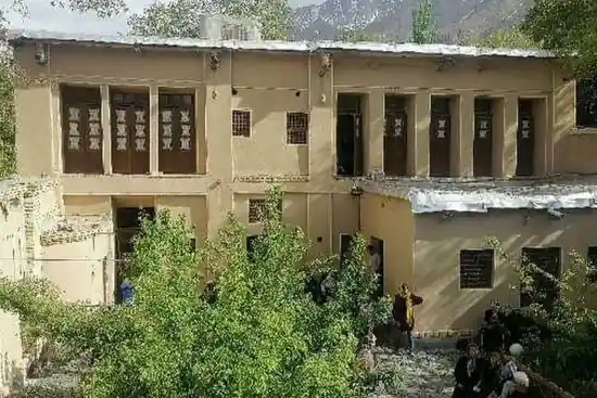 اقامتگاه بومگردی دیرا-1