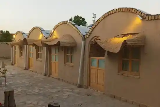 اقامتگاه بوم‌گردی عموقدرت-1