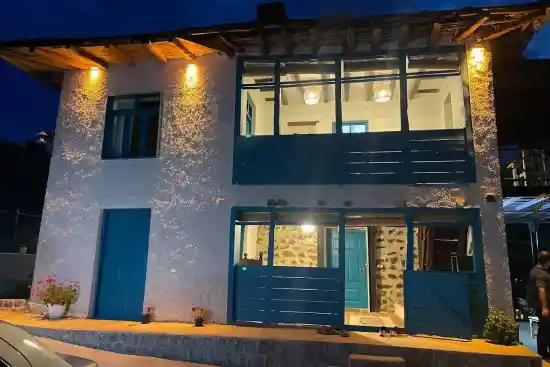 اقامتگاه بوم‌گردی لترنسا