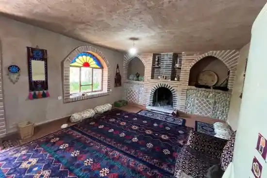 اقامتگاه بوم‌گردی ننه گل خاتون