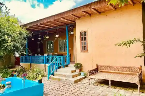 اقامتگاه بوم‌گردی پیلک