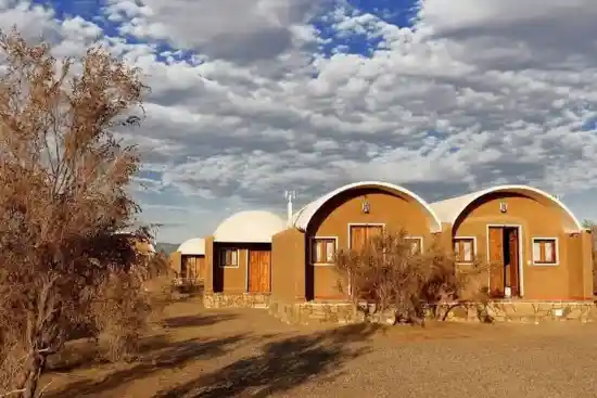 اقامتگاه بوم‌گردی متین آباد