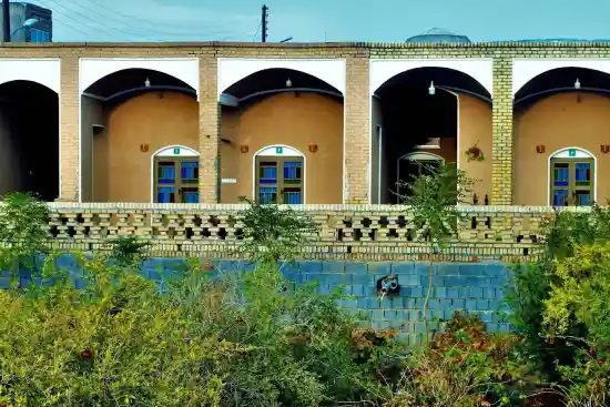 اقامتگاه بومگردی غزل-1