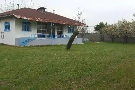 اقامتگاه بوم‌گردی باغ تی‌تی