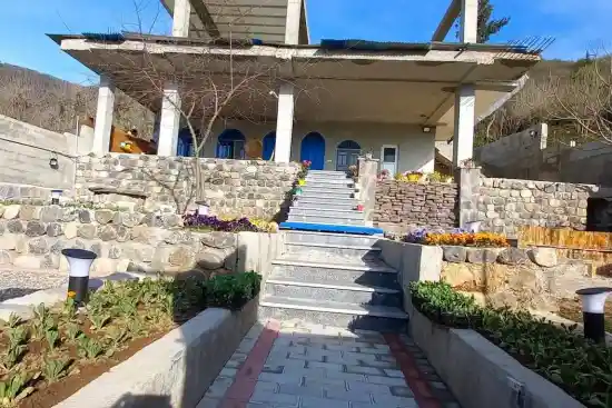 اقامتگاه بوم‌گردی عمو یحیی