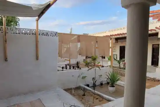 اقامتگاه بوم‌گردی خانه مانگرو