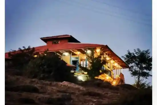 اقامتگاه بومگردی گیل دشت-1