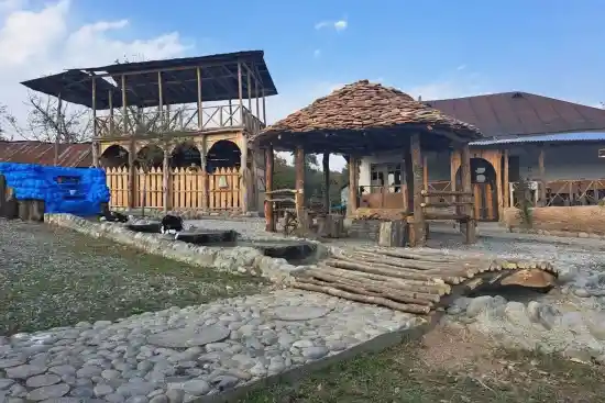 اقامتگاه بومگردی دیارسره-1