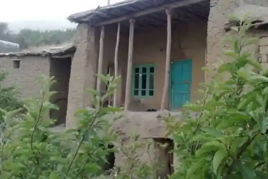 اقامتگاه بوم‌گردی زران کندوله