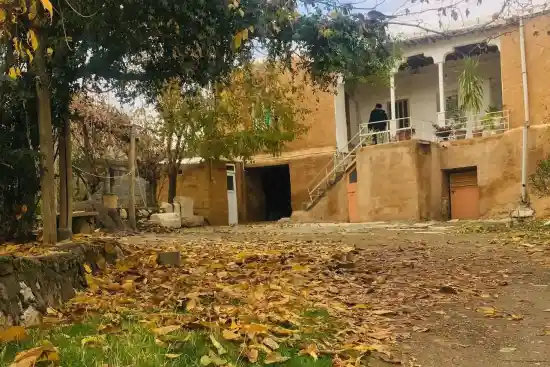 اقامتگاه بومگردی سرماج-1