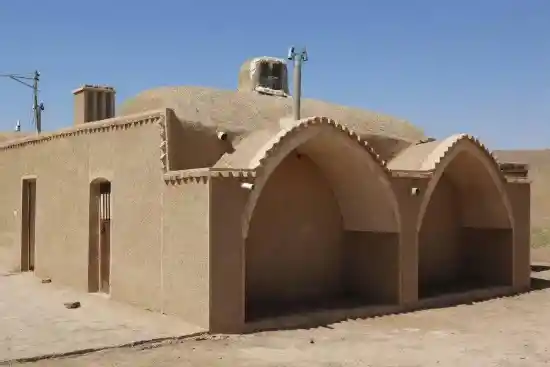 اقامتگاه بوم‌گردی زرین چاه