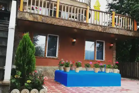 اقامتگاه بوم‌گردی درفک