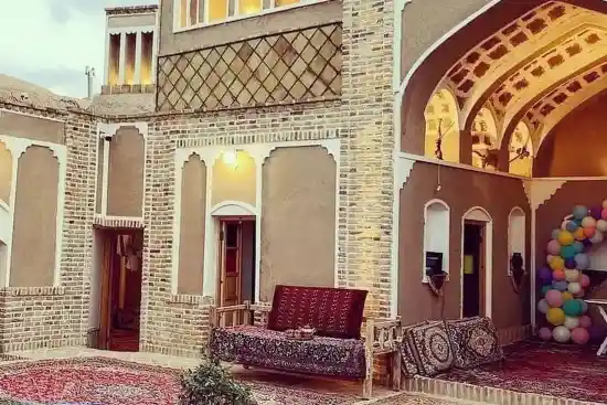 اقامتگاه بومگردی عموحسن-1