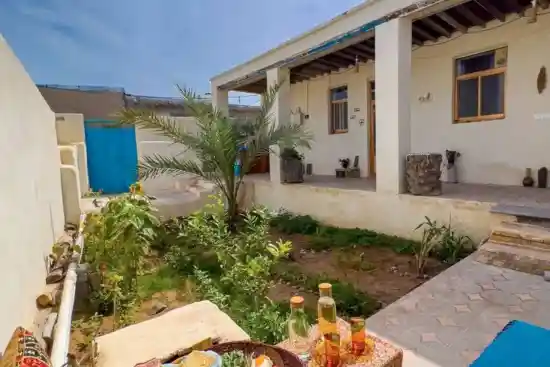 هاستل خانه خورشید-1