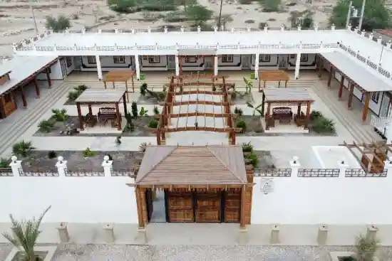 اقامتگاه بومگردی نخل زرین-1