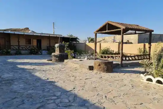 اقامتگاه بوم‌گردی علیرضا