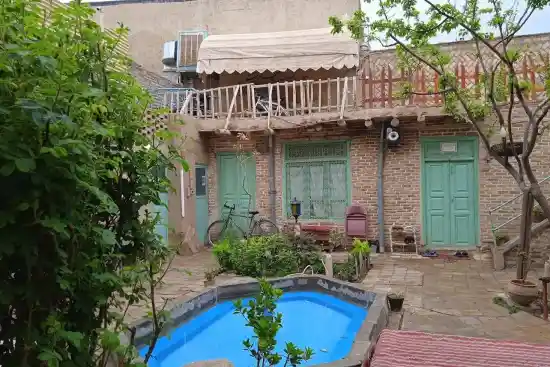 اقامتگاه بوم‌گردی حاج کاظم