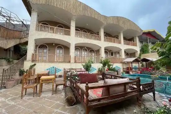 اقامتگاه بوم‌گردی کلبه وتوس