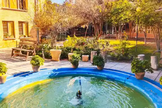 اقامتگاه بوم‌گردی خانه باغ ایرانی