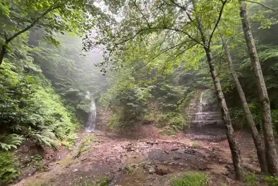 آبشار دوقلو دره رشتو