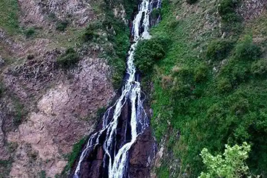 آبشار سیبه خانی